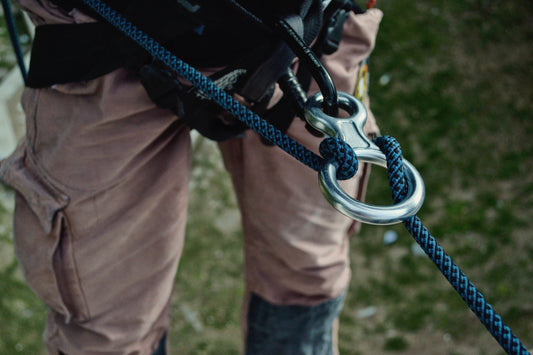 What's the Difference Between Dynamic Rope and Static Rope? – Find this article on MTN Shop US.