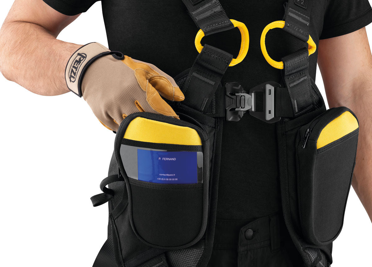 Arnés Petzl NEWTON Easyfit Versión internacional: el arnés de asiento con suspensión y posicionamiento en el trabajo Petzl AVAO® SIT FAST está diseñado para ofrecer una mayor comodidad en todas las situaciones. Ligero y transpirable para maximizar el flujo de aire. Disponible en varios tamaños. Compra ahora. – Ahora disponible en MTN Shop US.