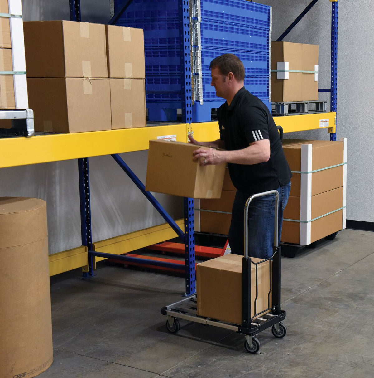 Camión con plataforma de aluminio plegable Vestil Manufacturing Corp– – Ahora disponible en MTN Shop US.