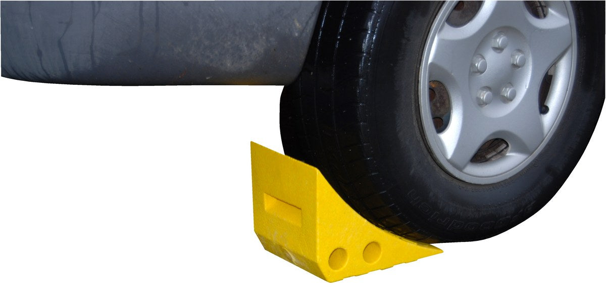 Vestil Manufacturing Corp Plastic Wheel Chocks– – Now available at MTN Shop US. - imagen 2