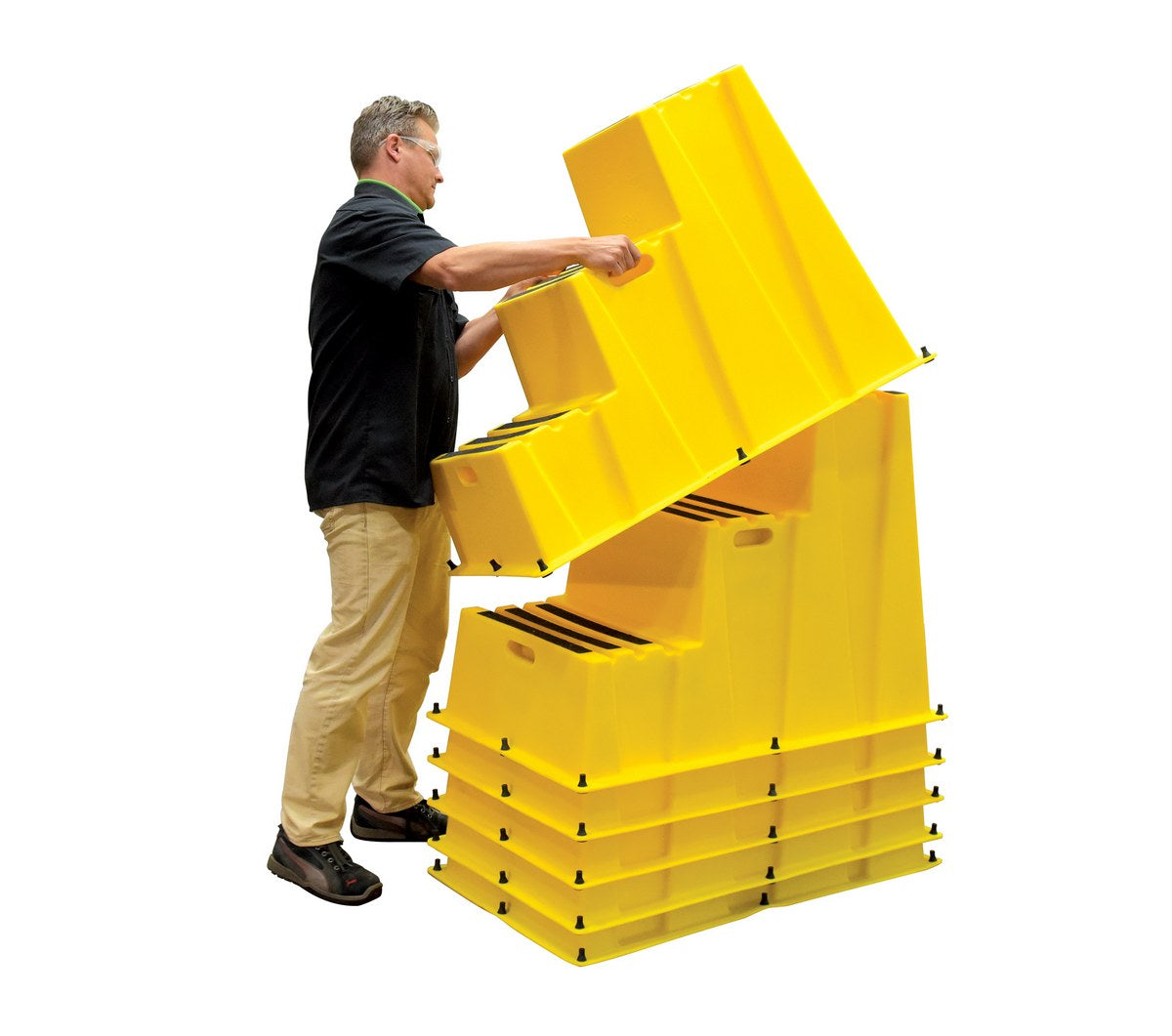 Vestil Manufacturing Corp Step Poly Nestable– – Ahora disponible en MTN Shop US. - imagen 3