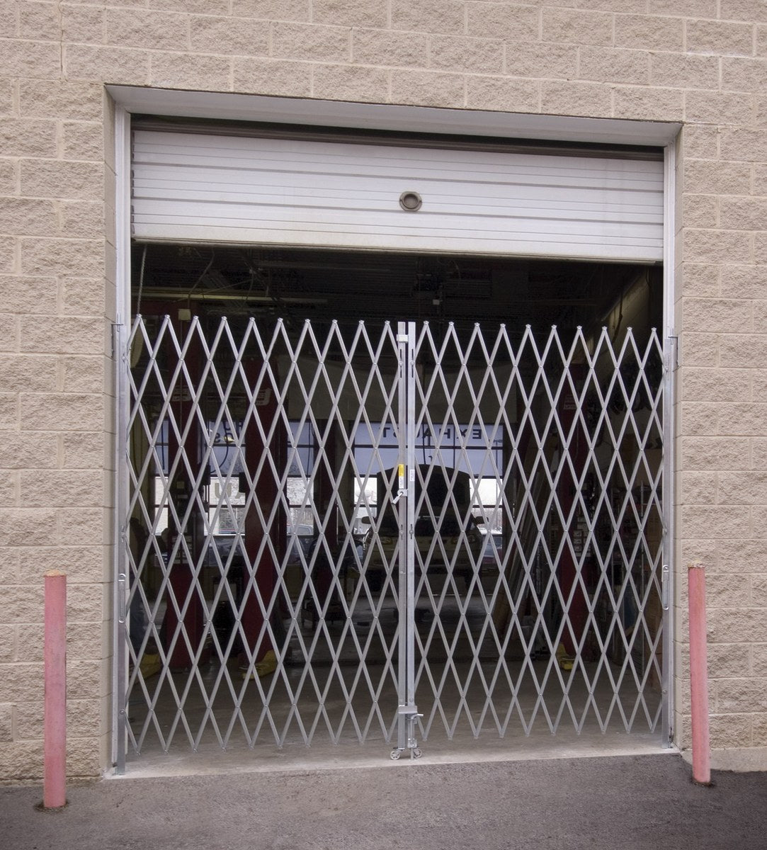 Puertas plegables galvanizadas de Vestil Manufacturing Corp– – Ahora disponibles en MTN Shop US.