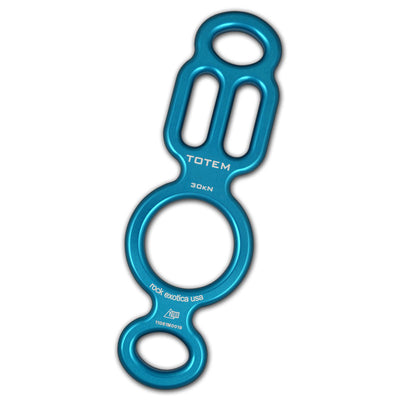 Rock Exotica Totem Descender: el Totem fue diseñado para ser la herramienta de aparejo y rapel más versátil disponible. Puede funcionar como placa de montaje, una figura en forma de 8 fácil de bloquear. – Ahora disponible en MTN Shop US.