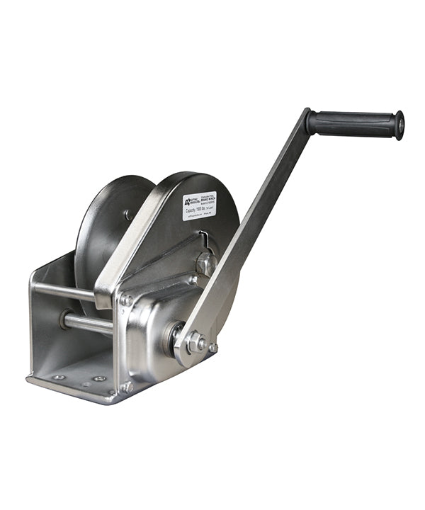 OZ Lifting Hand Brake Winch– The OZ Lifting hand brake winches are all steel, hand operated winches with capacities of 1 ton, 1.5 ton and 2 tons. The winches have a compact design and a large diameter drum for increased efficiency. The rubber grip handle makes the winch easier to operate and the fully enclosed gearing system ensures smooth operations over time by preventing contaminants and debris from clogging the system. The winch is available carbon steel and stainless steel models. – Now available at MT - imagen 3
