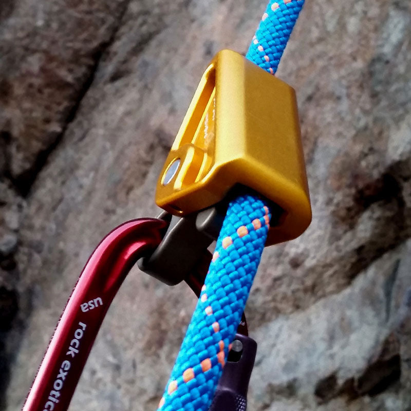 Rock Exotica rockGrab: el RockGrab es una versión avanzada del tradicional agarre de cuerda. El cuerpo del rockGrab está fresado lateralmente para eliminar material innecesario. – Ahora disponible en MTN Shop US.