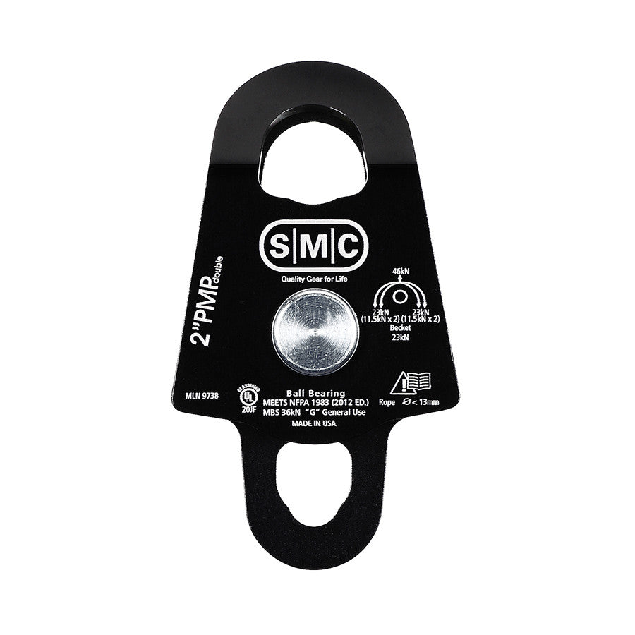 PMI SMC 2” Double Prusik Minding Pulley – NFPA– SMC 2” Double Prusik Minding Pulley es una polea de tamaño mediano ideal para aparejos con cuerda de 11 mm a 13 mm o cuando no hay espacio para una polea prusik minding de 3”. – Ahora disponible en MTN Shop US.