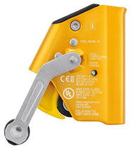 Petzl ASAP LOCK, detail view showing the connection arm. - imagen 2