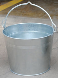 Baldes galvanizados, de acero inoxidable y de bronce de Vestil Manufacturing Corp– – Ahora disponibles en MTN Shop US.