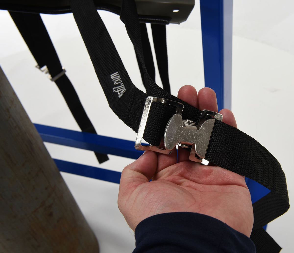 Soportes para soportes de cilindros de Vestil Manufacturing Corp– – Ahora disponibles en MTN Shop US. - imagen 5