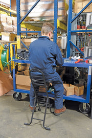 Asientos ergonómicos para trabajadores de Vestil Manufacturing Corp– – Ahora disponibles en MTN Shop US.