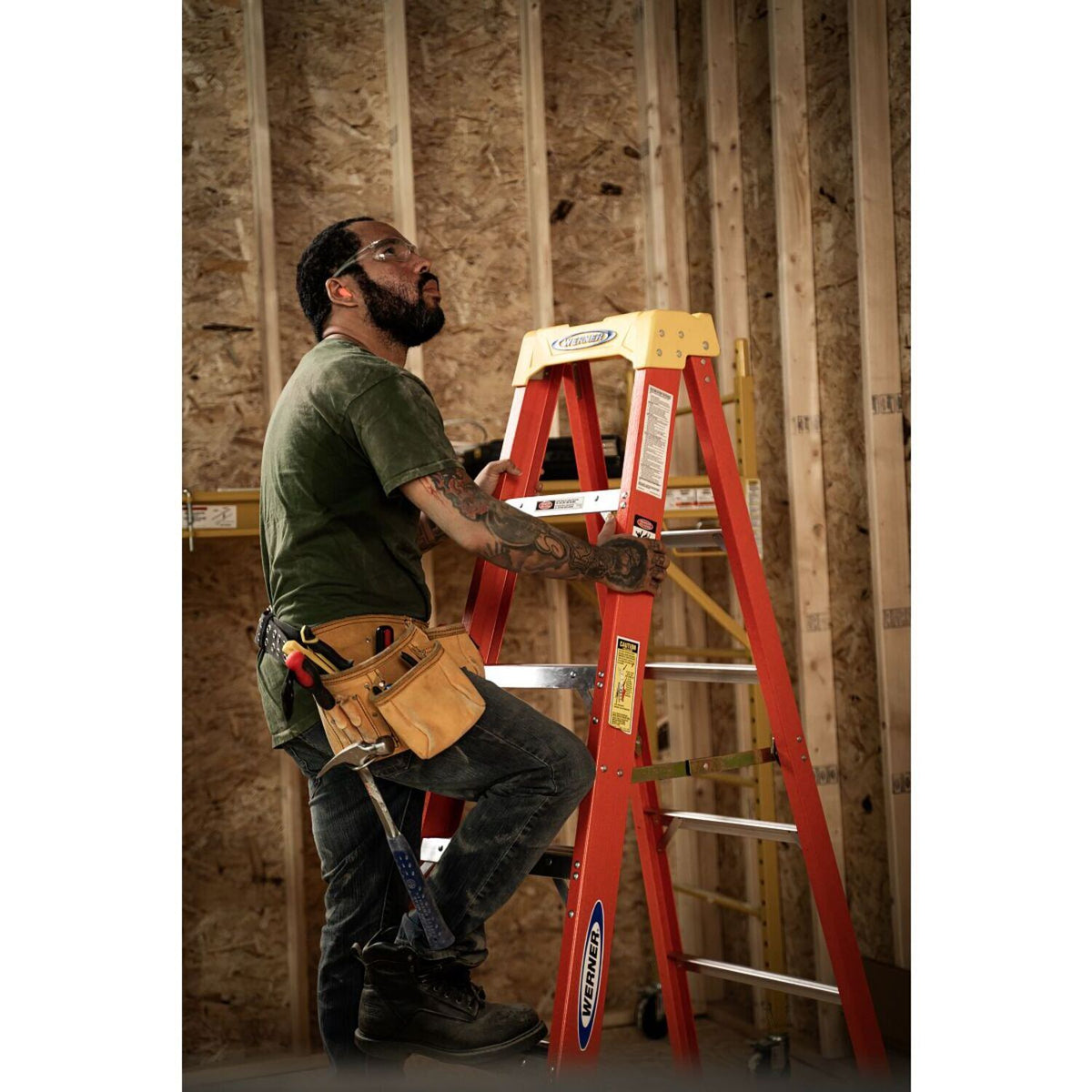 Escaleras de mano de fibra de vidrio de Vestil Manufacturing Corp– – Ahora disponibles en MTN Shop US.