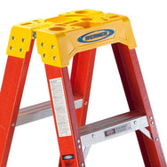 Escaleras frontales gemelas de fibra de vidrio de Vestil Manufacturing Corp– – Ahora disponibles en MTN Shop US.