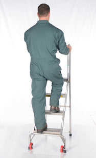 Escaleras plegables con ruedas de Vestil Manufacturing Corp– – Ahora disponibles en MTN Shop US. - imagen 6