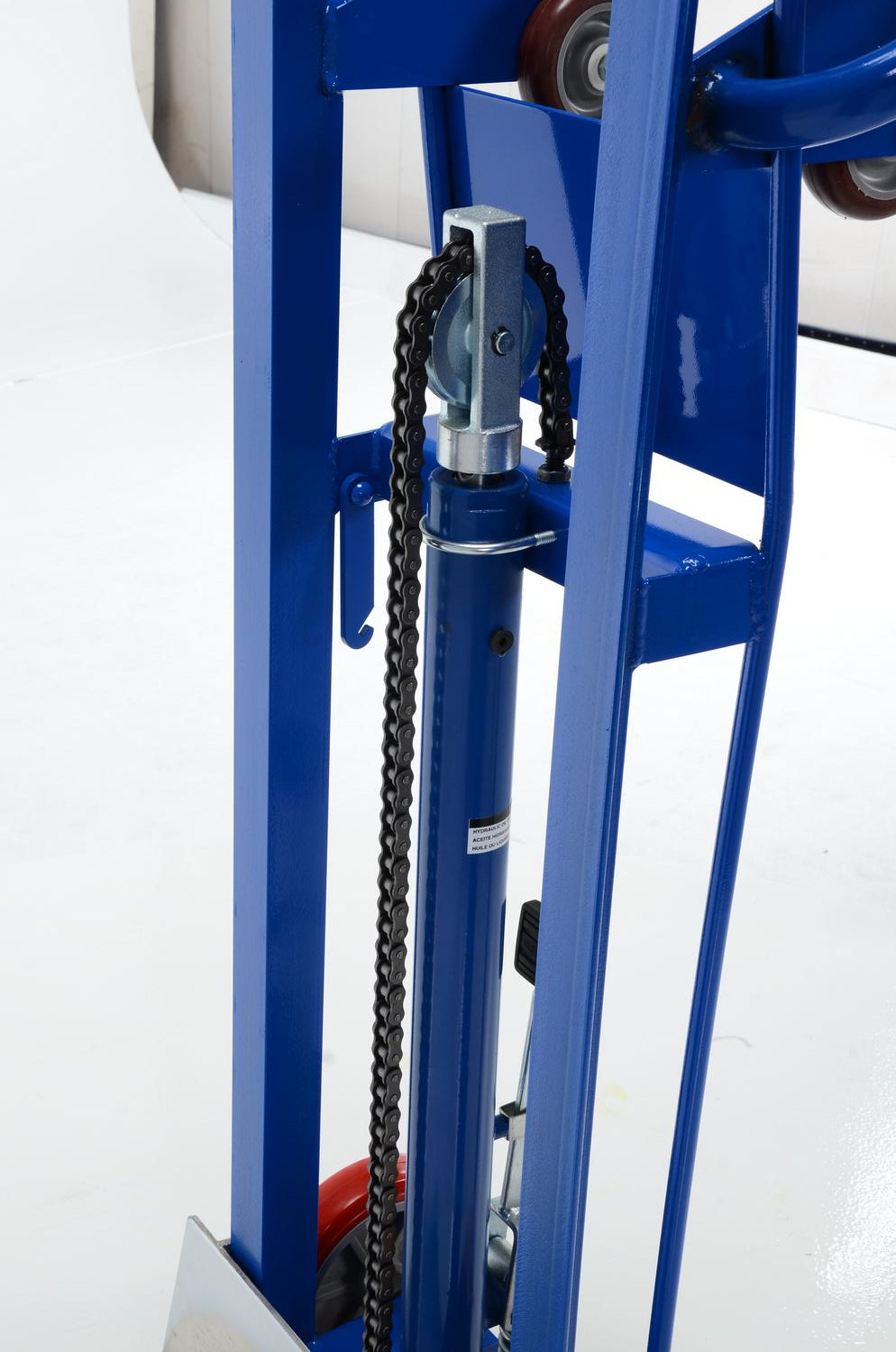 Carros Hydra de Vestil Manufacturing Corp– – Ahora disponibles en MTN Shop US. - imagen 6