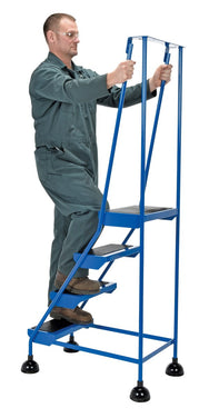 Escaleras comerciales con resorte de Vestil Manufacturing Corp– – Ahora disponibles en MTN Shop US.