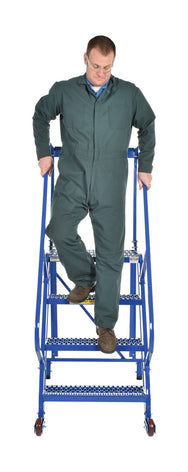 Escaleras móviles Tip-N-Roll de Vestil Manufacturing Corp– – Ahora disponibles en MTN Shop US.