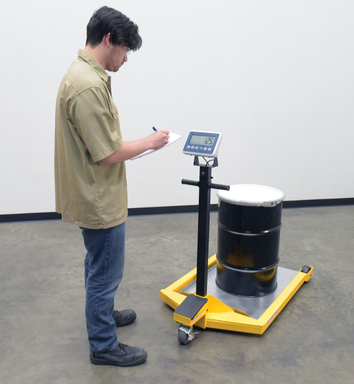 Vestil Manufacturing Corp Low Profile Portable Bin Scale– – Now available at MTN Shop US.