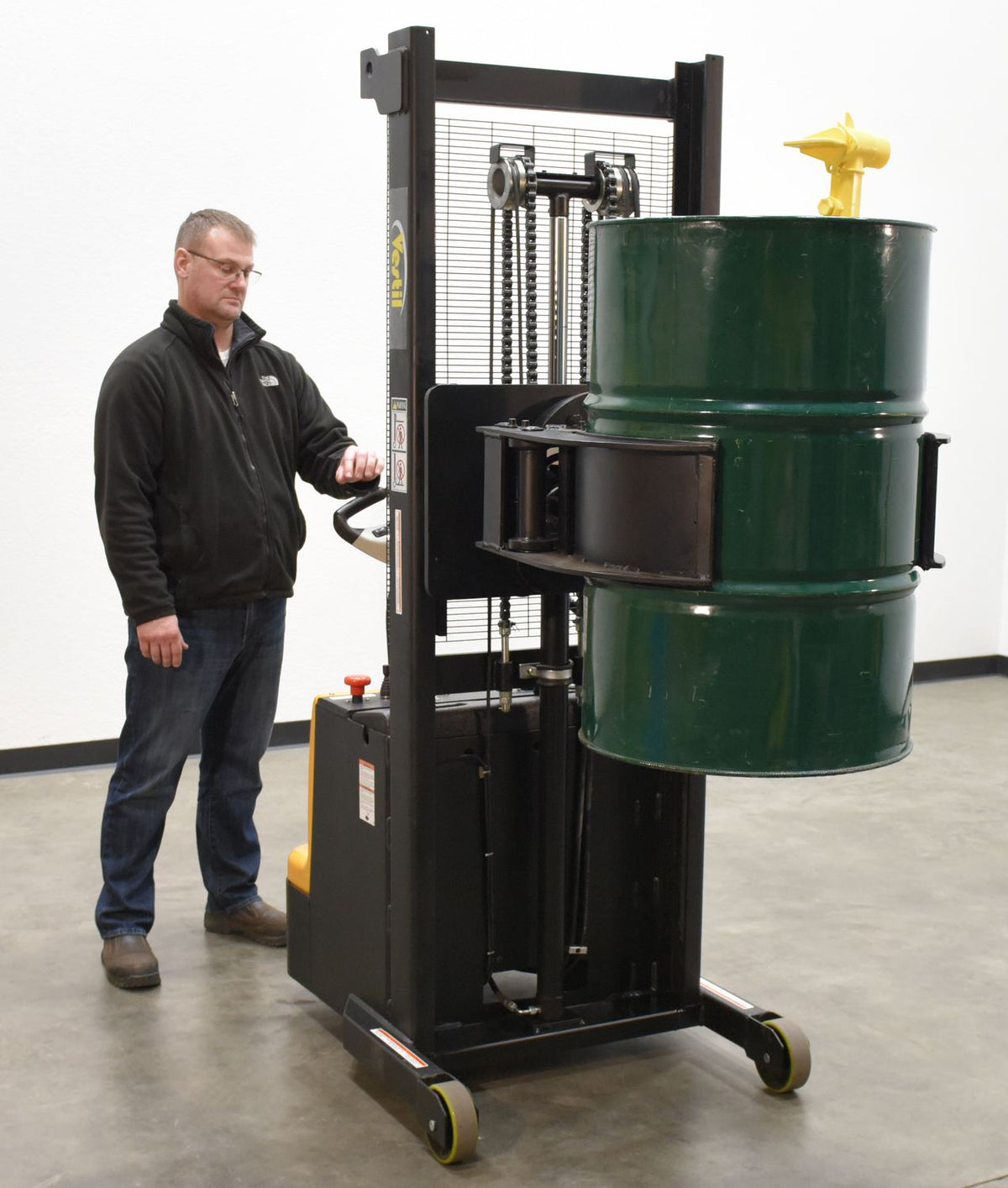 Vestil Manufacturing Corp Fully Powered Vertical Gripper/Rotator– – Now available at MTN Shop US. - imagen 7