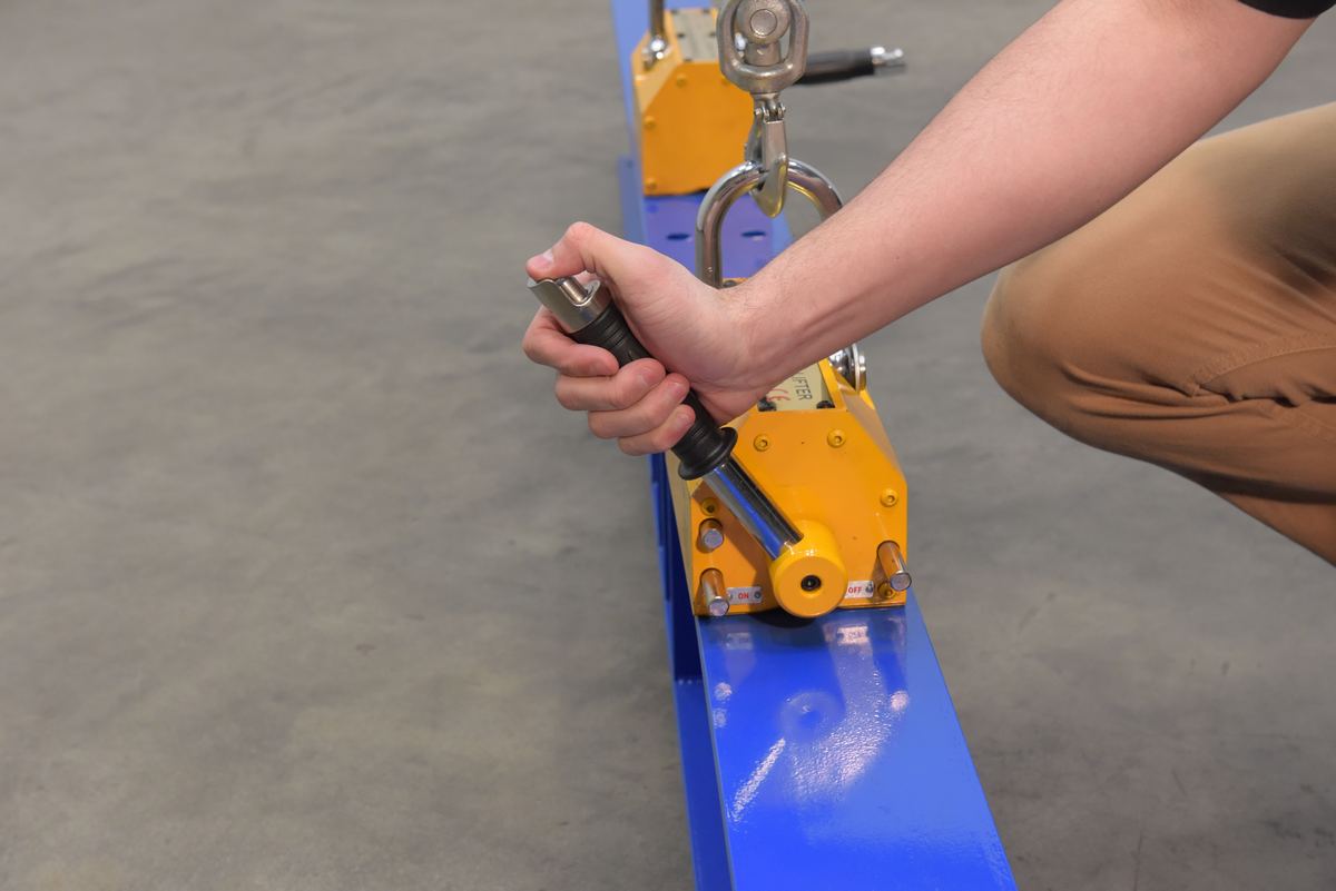 Vestil Manufacturing Corp Magnetic Spreader Beams– – Now available at MTN Shop US.