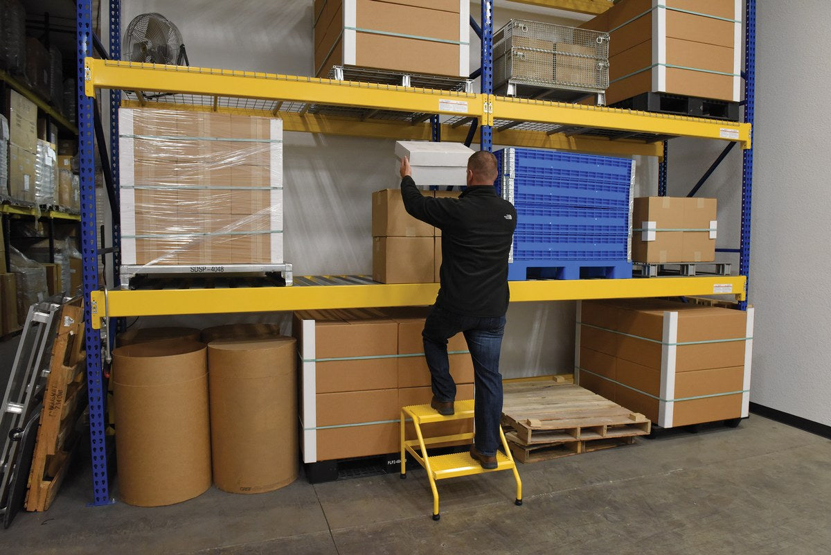 Soportes de aluminio para escalones de Vestil Manufacturing Corp– – Ahora disponibles en MTN Shop US.