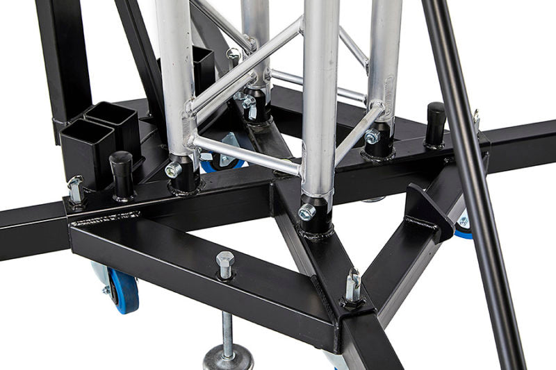 Detailed view of the rigid black steel base joints, locking pins, transport wheels, and adjustable leveling feet supporting the Kuzar K-10 tower lifting. - imagen 4