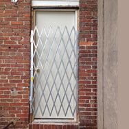 Puertas de tijera galvanizadas de Vestil Manufacturing Corp– – Ahora disponibles en MTN Shop US. - imagen 7