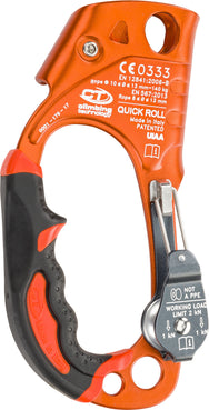CMC Quick Roll Ascender, handled ascender with integrated pulley, SKU 343059, shown in use - imagen 7