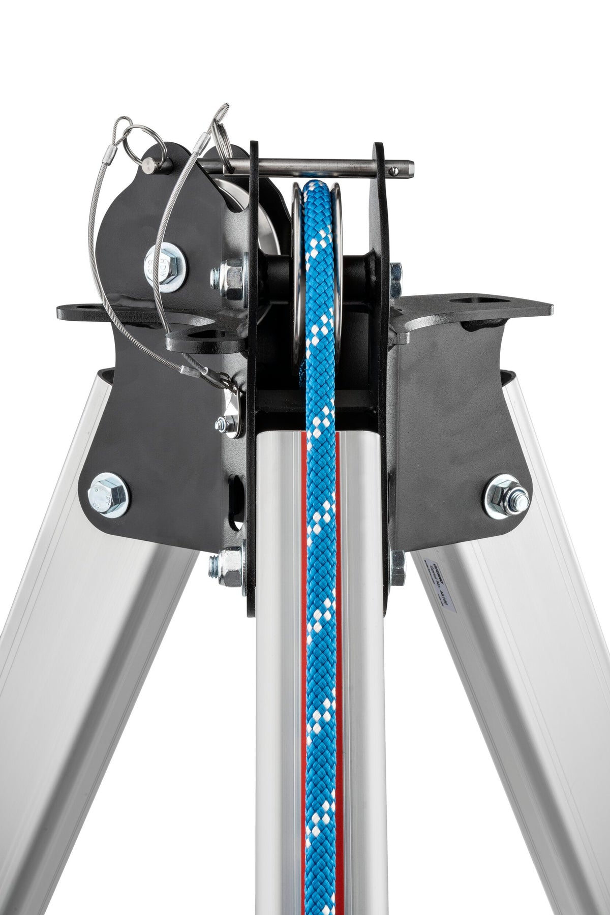 CMC Triskelion Confined Space Tripod, aluminium confined space entry tripod, SKU 760001, rear view - imagen 5