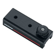 Carro deslizante Harken de 22 mm - Pinstop, sin fianza: los carros deslizantes utilizan inserciones de plástico de baja fricción para un movimiento lineal confiable. Vienen equipados con 2 orificios roscados M6 y un tope roscado que, cuando se fija, bloquea eficazmente el carro en su posición. – Ahora disponible en MTN Shop US.
