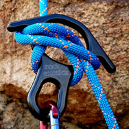 Rock Exotica RescueEight Descender– – Ahora disponible en MTN Shop US.