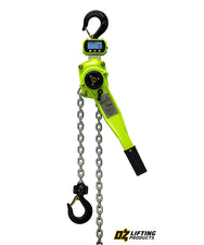 OZ Lifting Dyno-Hoist– The Oz Lifting Dyno-Hoist is a dynamometer equipped lever hoist that accurately displays the weight of the lifted load on the screen. As a safety feature the display will read "OVER" if the lifted weight exceeds 126% of the rated capacity of the hoist to prevent damages. The dynamometer can be set to display the weight in lbs or kgs and uses AA batteries with a run time of 150 hours. – Now available at MTN Shop US. - imagen 2