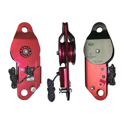 PMI Skedco Rescue Hauler: el Skedco Rescue Hauler está diseñado para levantar cargas pesadas de rescate en las condiciones más extremas. La polea doble de 3" con leva evita cargas de choque y descensos accidentales. Ahora disponible en MTN Shop US.
