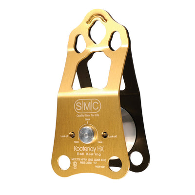 Polea para pasar nudos PMI SMC Kootenay HX (NFPA): esta es la polea para pasar nudos más avanzada del mercado: la SMC Kootenay HX es una polea liviana que también es un rodillo de borde para proteger la cuerda. Rodamientos sellados: ahora disponibles en MTN Shop US.
