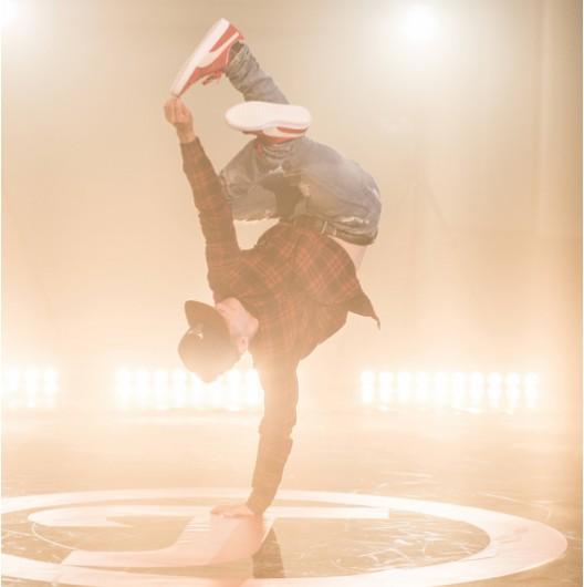 Gerriets VARIO BRILLIANCE - Dance Floor– VARIO BRILLIANCE is a high shine glossy finish event floor with a slight cushioned backing. – Now available at MTN Shop US.