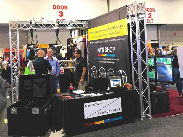Paquete de stand de feria comercial Prolyte-H30V Verto Truss (3 torres)
