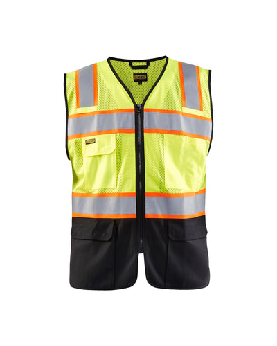 Blaklader Hi Vis Vest 3130: el tan esperado chaleco de malla de alta visibilidad Blaklader por fin está aquí. Construido como el resto de nuestras prendas, la calidad no tiene rival en el ámbito de los chalecos. El contraste con la tela negra te permite trabajar al máximo manteniendo la prenda limpia y visible el mayor tiempo posible. – Ahora disponible en MTN Shop US.