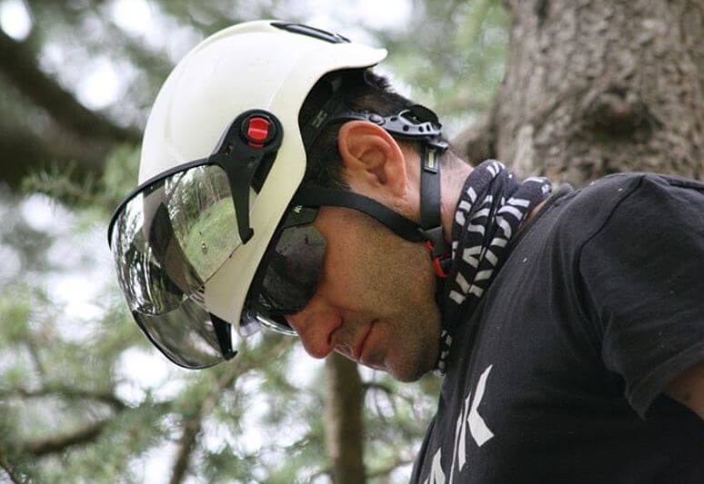 Visera KASK Zenith - Zen: la visera para casco KASK Zen funciona con cascos Zenith y es antivaho y resistente a los arañazos. Clase óptica 2 y compatible con EN, ANSI y AS/NZS. Elegante y seguro. – Ahora disponible en MTN Shop US.