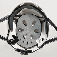 Casco de trabajo Kong Mouse: el casco de trabajo Kong Mouse es un casco de seguridad liviano, cómodo y bien ventilado. Incluye rueda de ajuste de tamaño, orificios de ventilación y orificios pretaladrados para la instalación de accesorios Kong. Tamaño universal (52-64 cm). Disponible en varios colores. Compra ahora. – Ahora disponible en MTN Shop US.