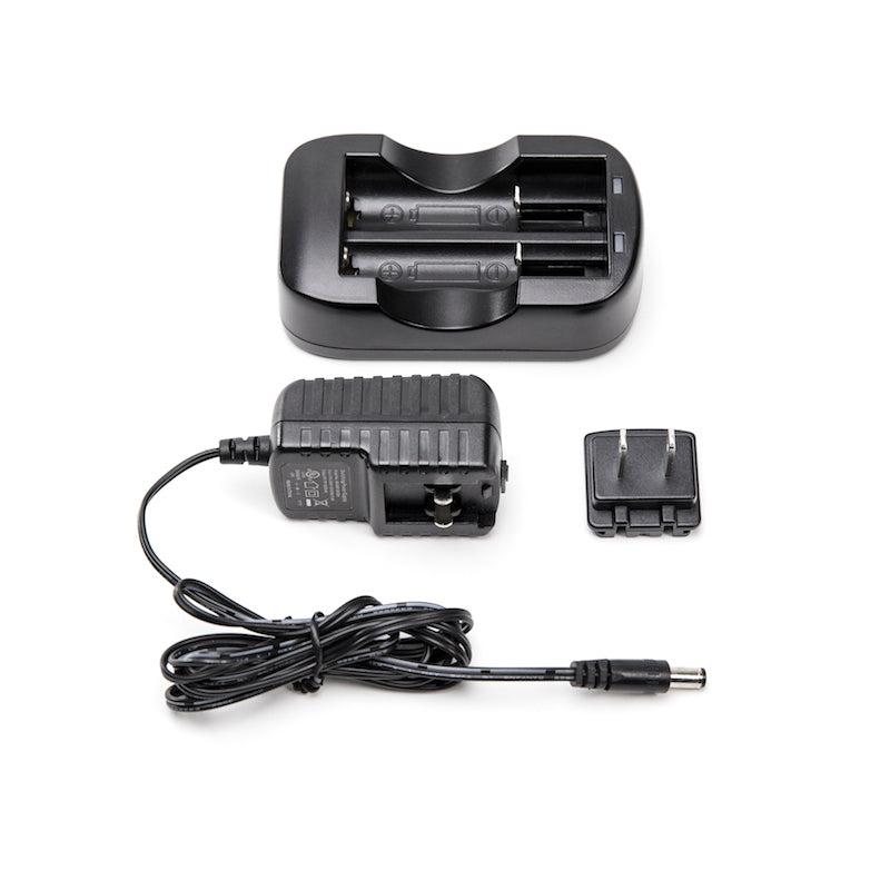 Cargador de baterías Illumagear: el cargador de 2 baterías de Illumagear es capaz de cargar hasta 2 baterías recargables de iones de litio 18650 que son compatibles con The Halo desde un tomacorriente eléctrico estándar. – Ahora disponible en MTN Shop US. - imagen 3